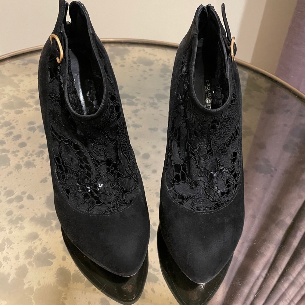 Dolce & Gabbana Lace suede Boots